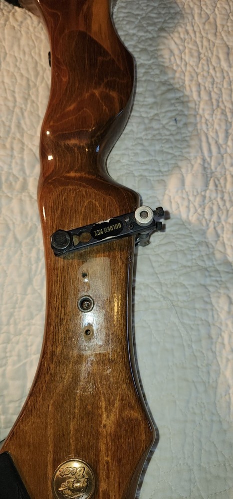Vintage Bear Archery Brown Bear Compound Bow 30 " Draw, 60 lb pull