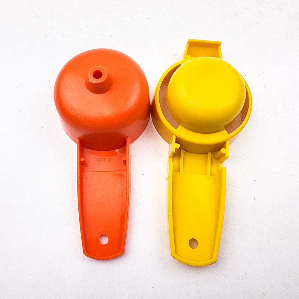 Tupperware Small Funnel 877-2 And Egg Separator 779-7 Kitchen Gadgets