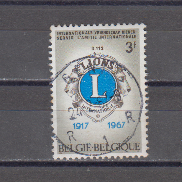 BELGIUM :  1967 - USED  - SCOTT # 679  EMBLEMS  LIONS