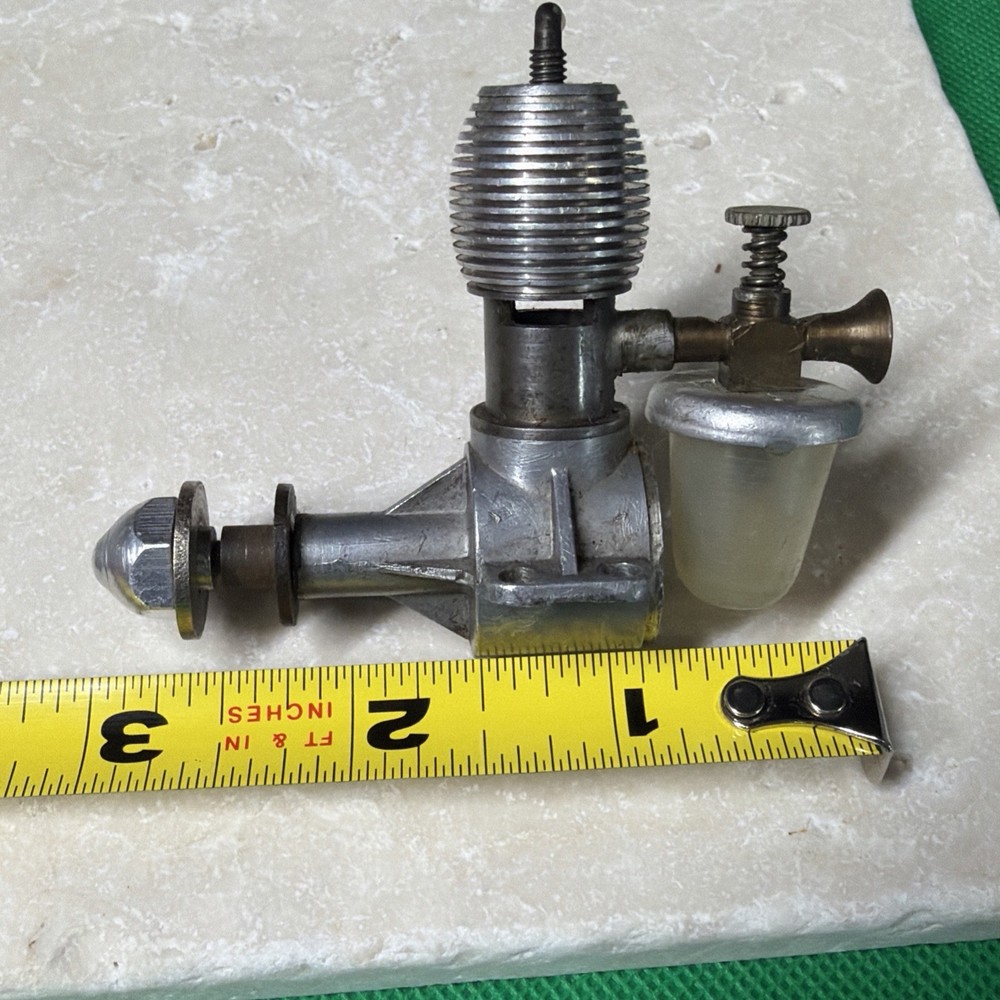 1948 AMCO MK II 0.87 R/C Model Airplane Engine