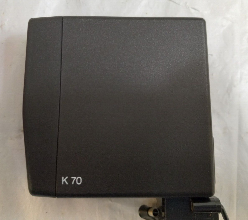 KAMERO K70 Compact Electronic FLASH 80411.11.0 63 Untested