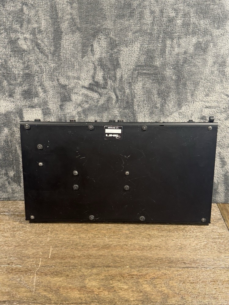 Line 6 POD XT Live Floorboard Guitar Multi-Effects Processor