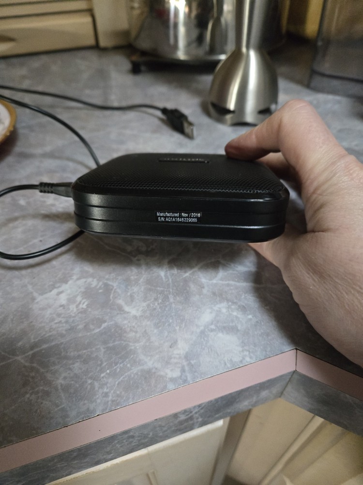 Philips Portable Wired Speaker Black 3.5mm Jack Square Plastic 2016