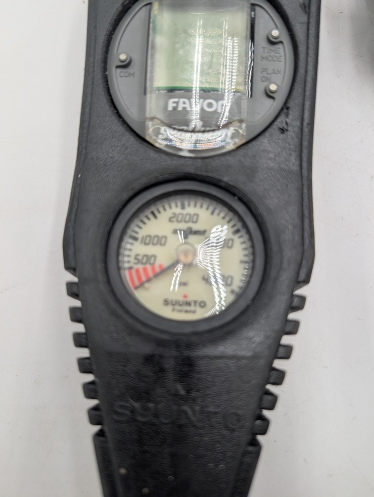 Aqualung SeaQuest - Suunto Compass - Mares Regulator