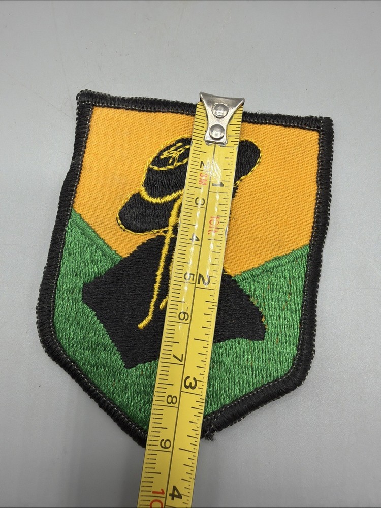 US Military unidentified cut edge unit patch