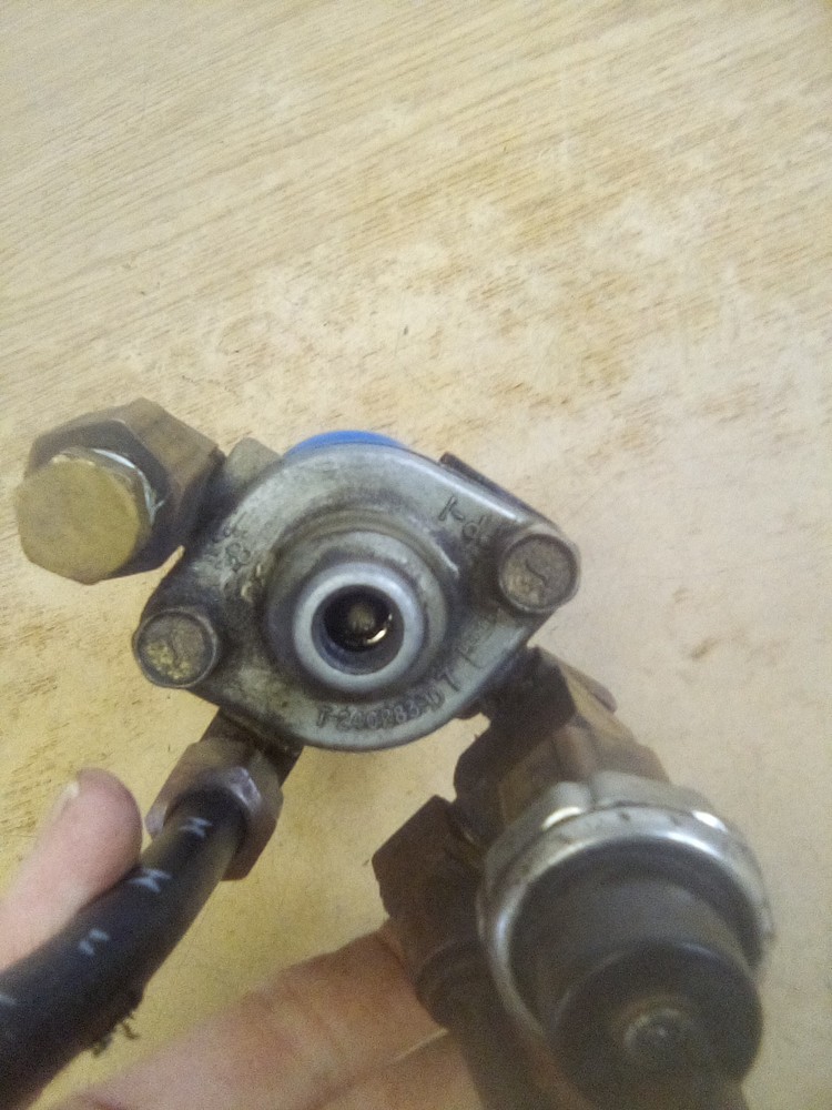 Bendix T-240283 D7 Valve