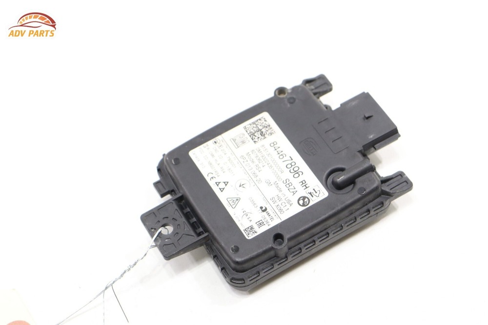 2020 CADILLAC XT6 REAR RIGHT SIDE BLIND SPOT RADAR SENSOR MODULE OEM