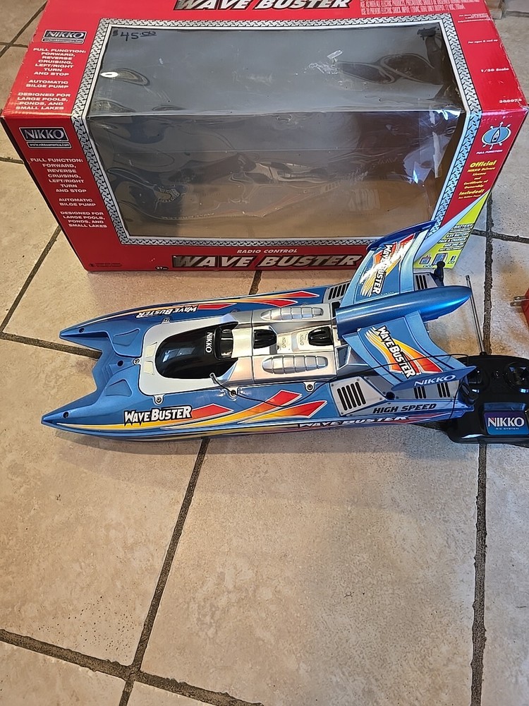 Vintage Wave Buster Nikko Boat with Remote Tested (Please Read)