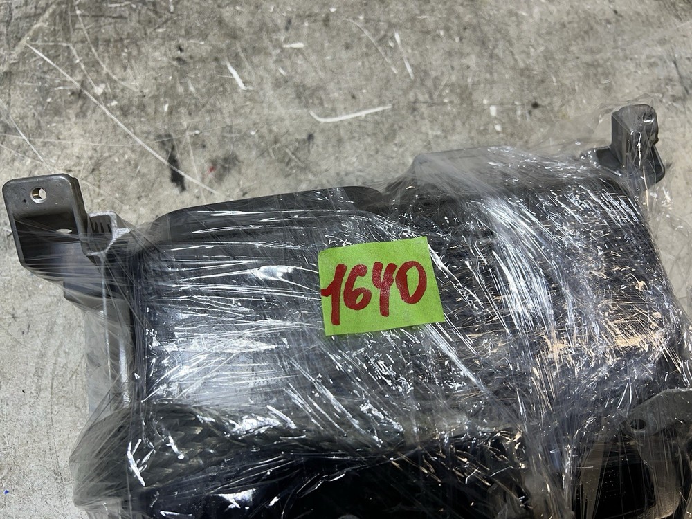 🧷OEM 17-24 Tesla Model 3/Y Front Electrical Control Module Shield -1569303-00-A