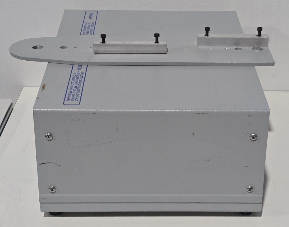 Zeiss Super-Lux 40 OPMI Microscope Illuminator