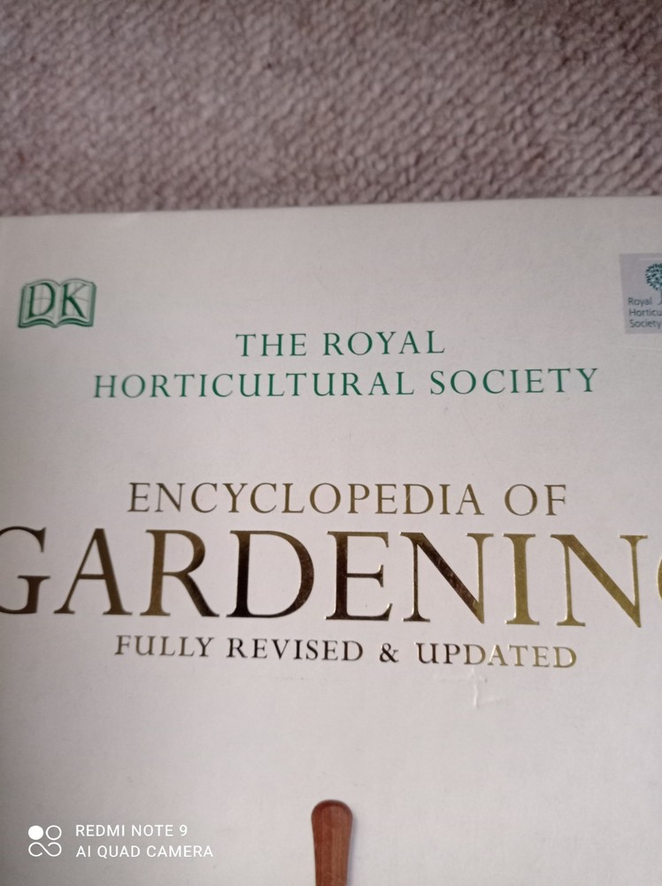 Encyclopaedia Of Gardening