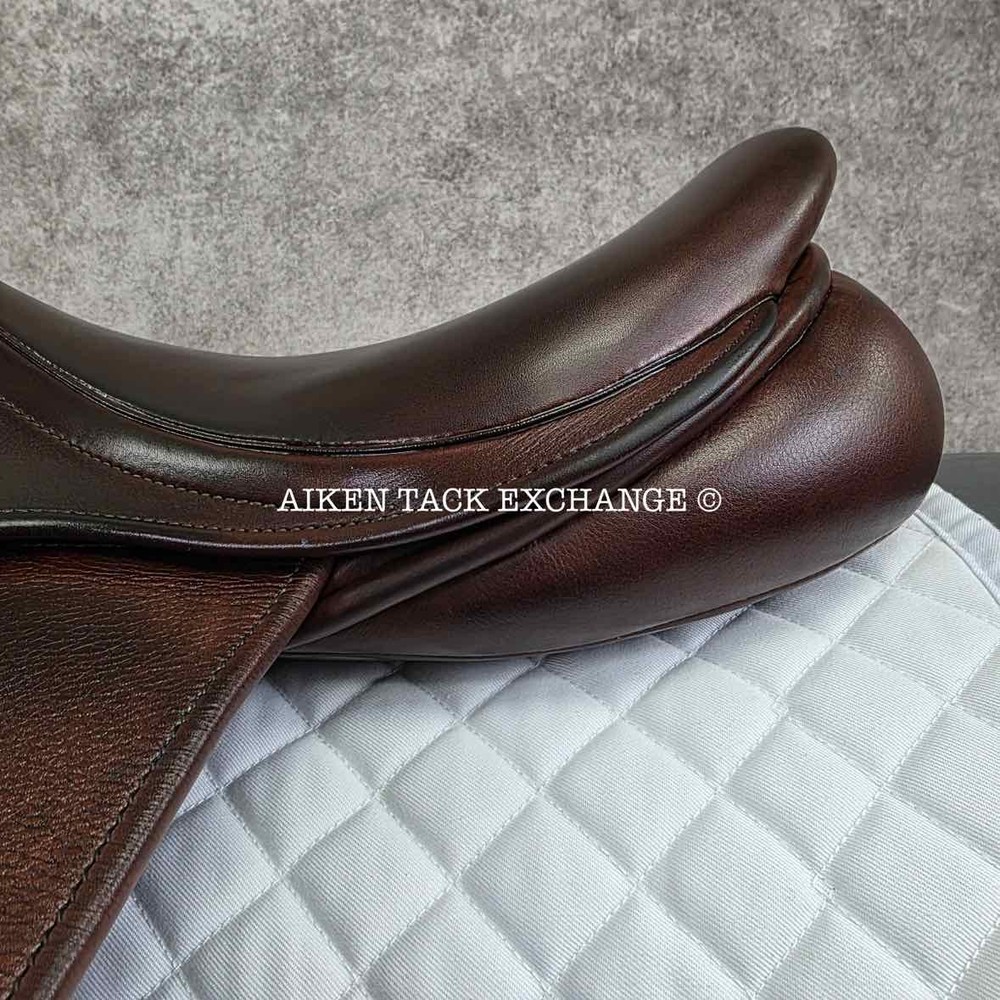 2017 County Innovation Jump Saddle, 17" Seat (Read Description)