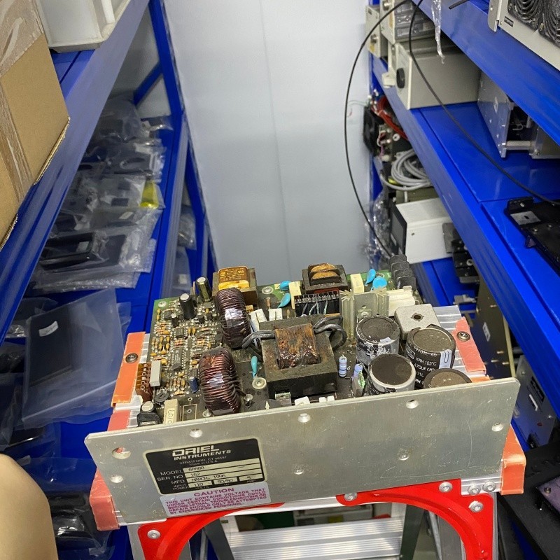 Oriel Instruments 68888 Power Supply