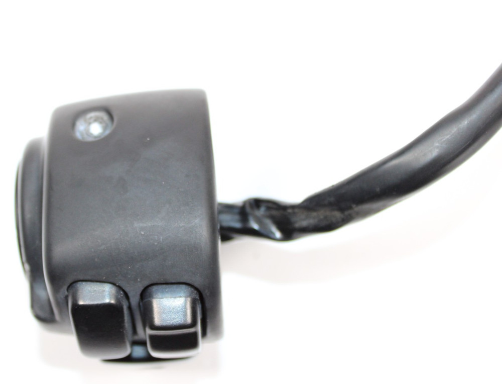 04 Harley Electra Glide Classic FLHTCI Left Control Switch