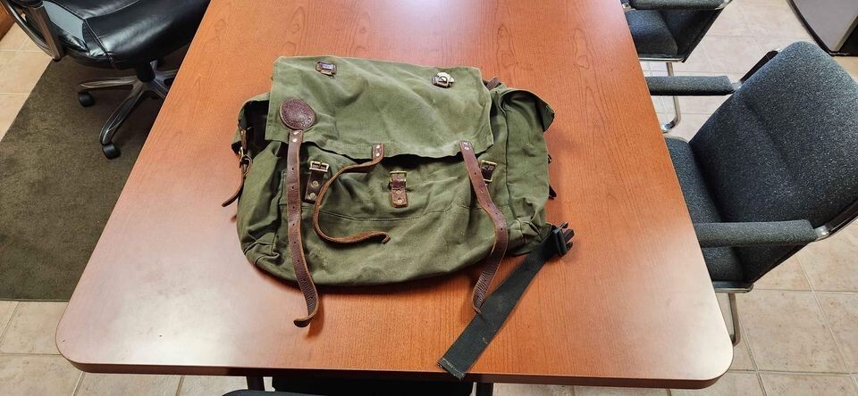 Duluth Pack #3 Monarch Heavy duty Canvas Canoe Camping Pack