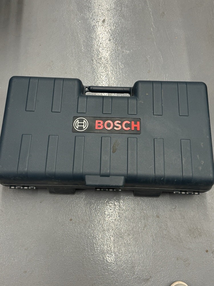 Bosh Laser Level With Tripod