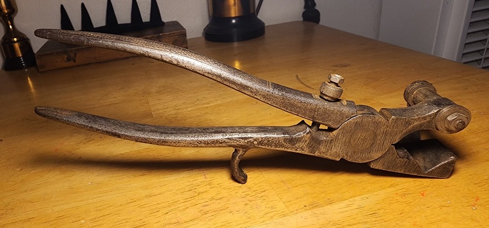 Estate Found Unknown Cutting Pliers Unbranded