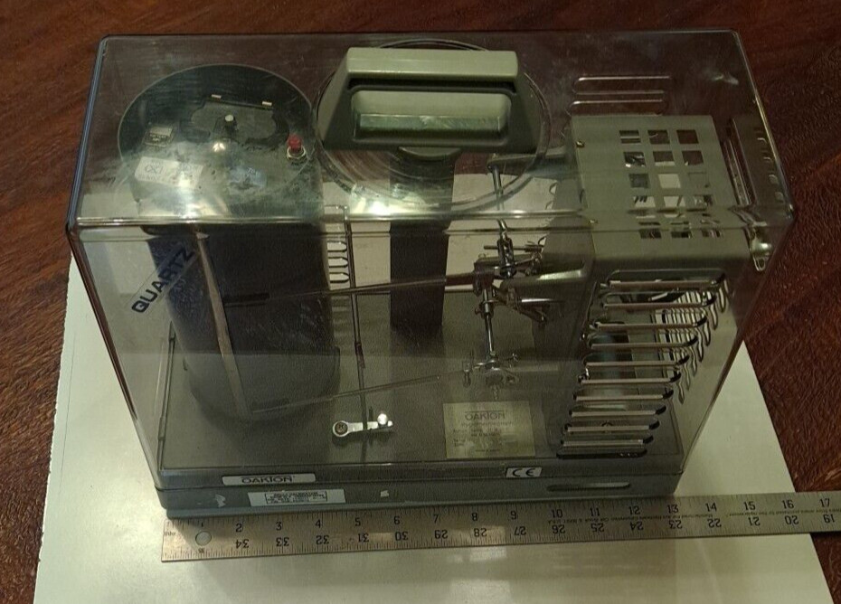 OAKTON HYGROTHERMOGRAPH