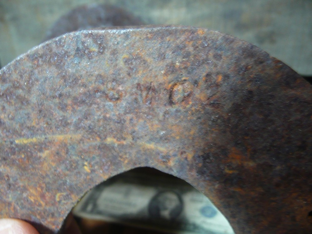 2-Heavy Duty Horseshoes