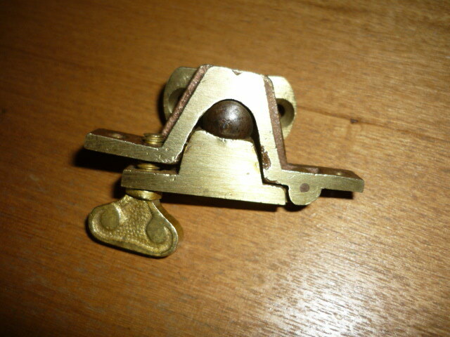 VINTAGE BRASS SASH WINDOW LOCK