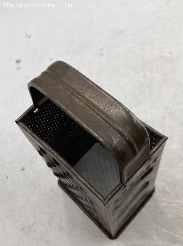 Bromco 1960s Silver Kitchenware Tool Collectible Cheese & Vegetable Grater