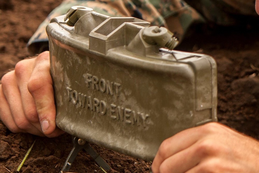 "Claymore" M-LOK Rail Covers - Edison Tactical