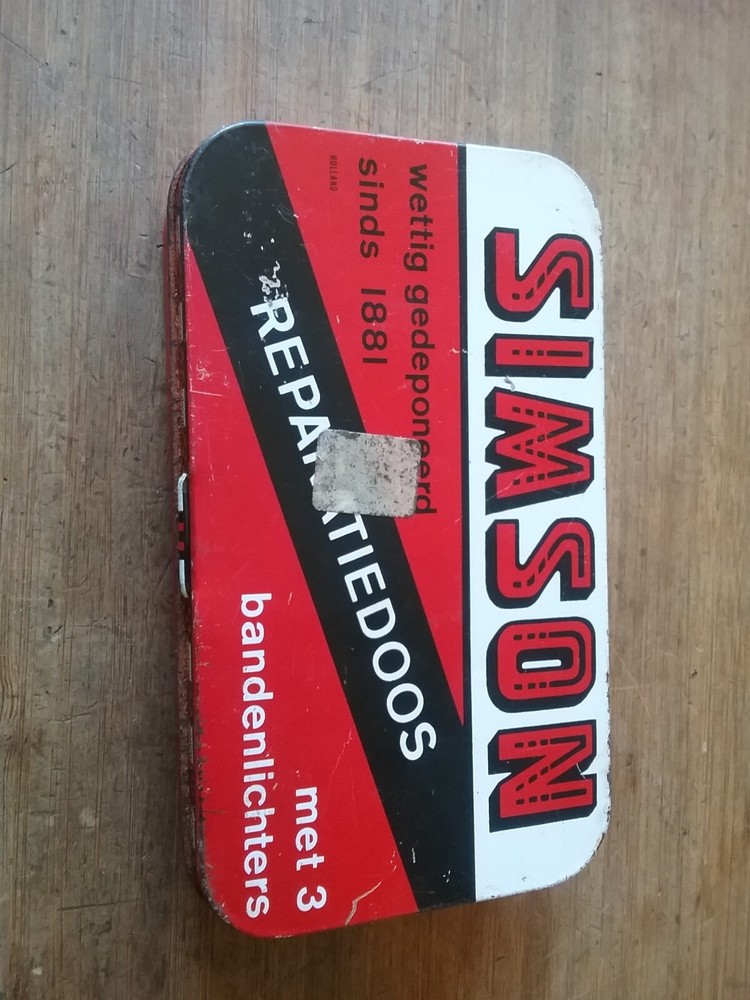 VINTAGE SIMSON BICYCLE PATCH REPAIR KIT TIN * Empty Tin