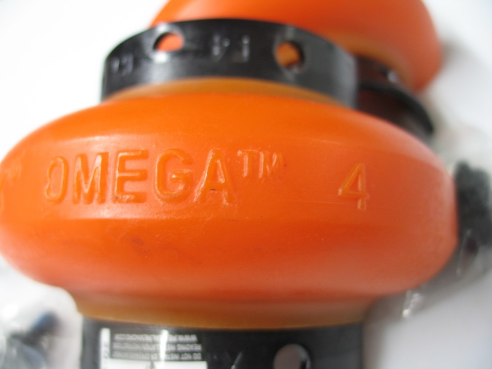 NEW REXROTH OMEGA 4 FLEXIBLE COUPLING WITH HARDWARE A1267