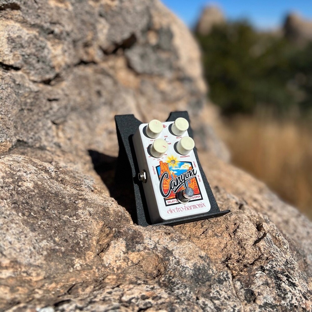 Apache Steel Stand for Guitar Pedal or Effect Unit