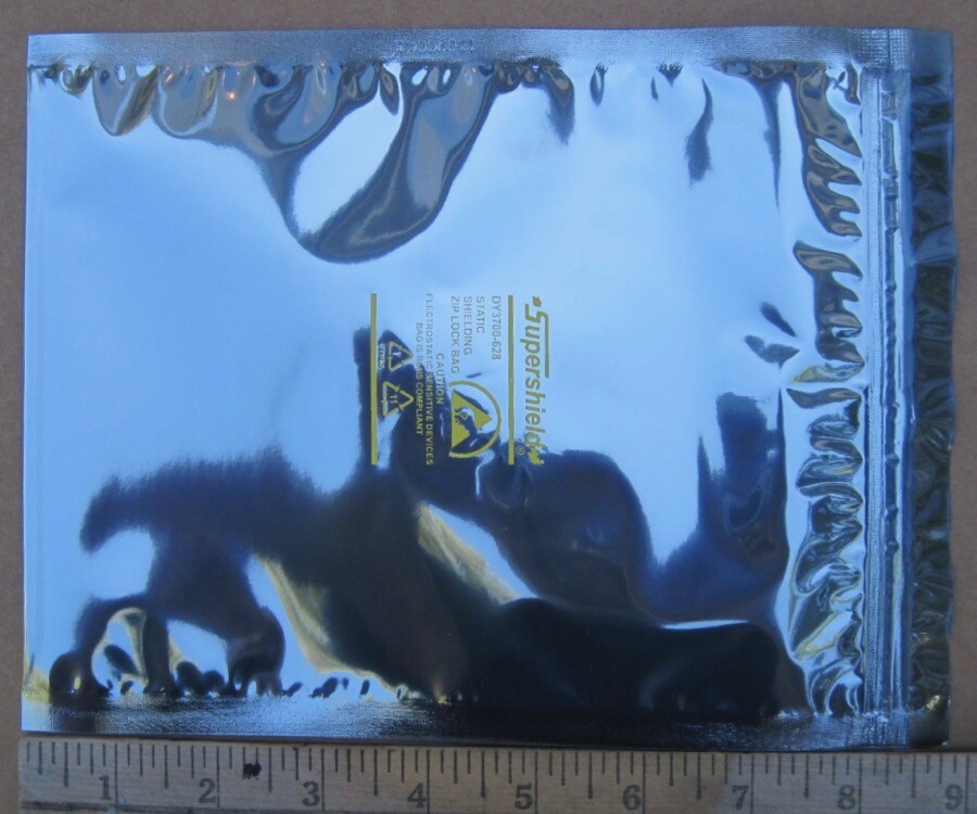 100 6x8" Zip-Top Dou Yee Static Shield Bags