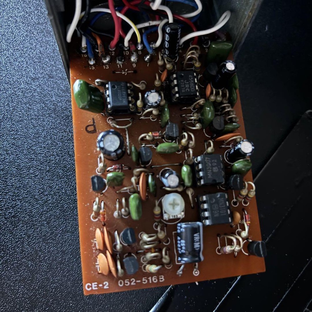 JUNK BOSS CE-2 Chorus Guitar Effects Pedal