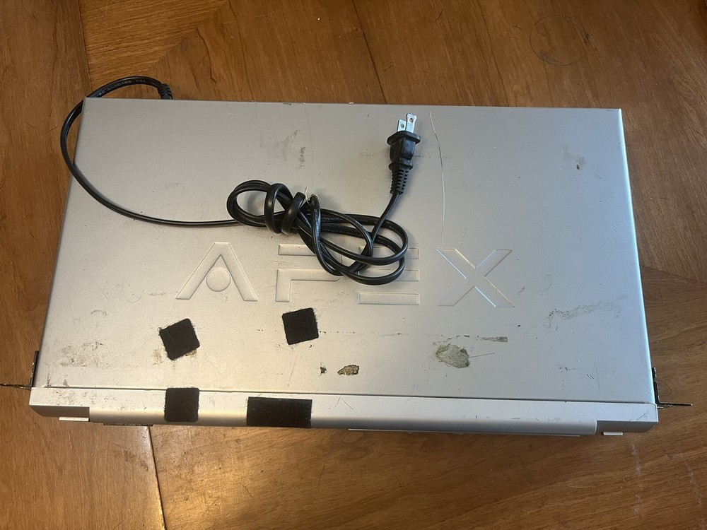 Apex AD-2600 DVD PLAYER WITH BRACKET MOUNTS