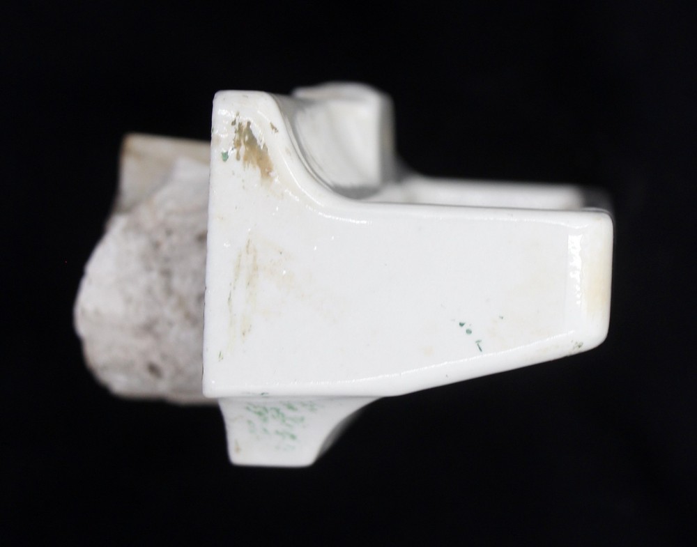 Vintage Ceramic White Wall Mount 6 Toothbrush Holder