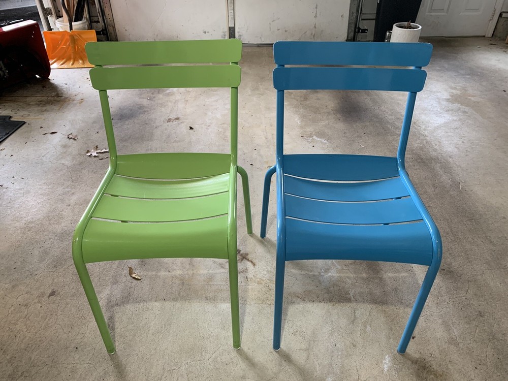 outdoor metal chairs
