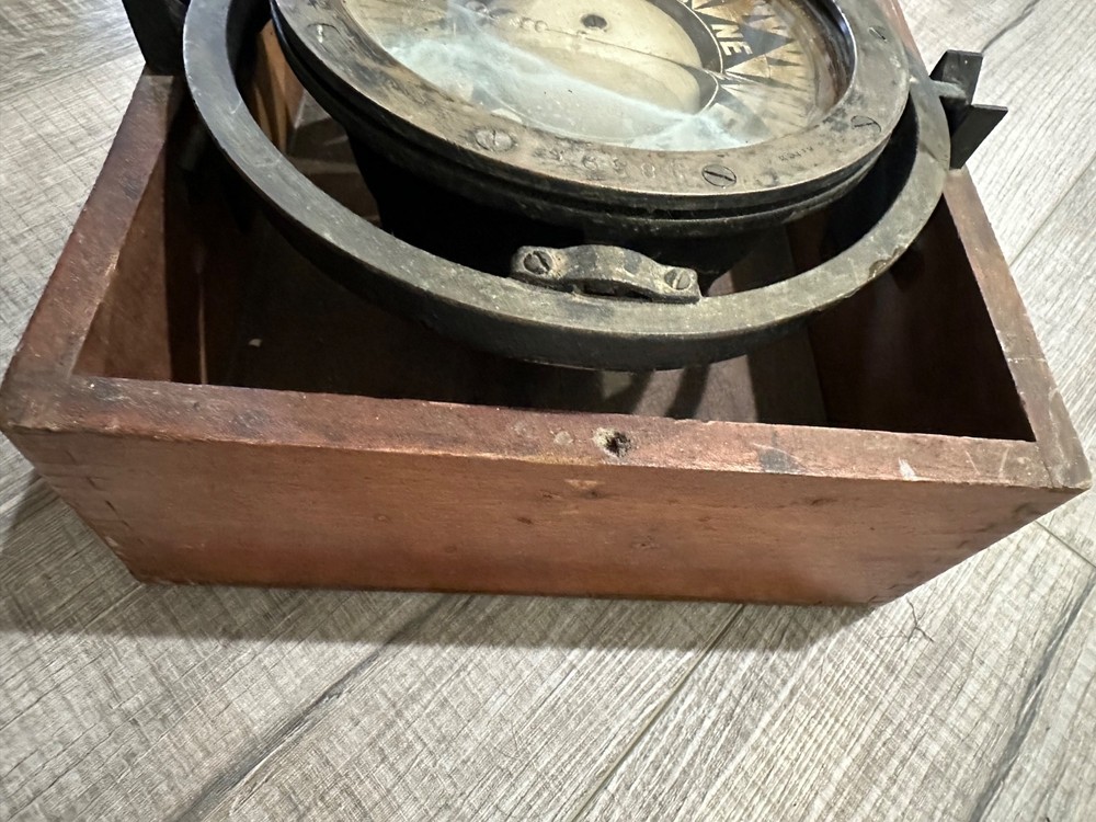 ES Ritchie Boston Antique Ships Compass 38395