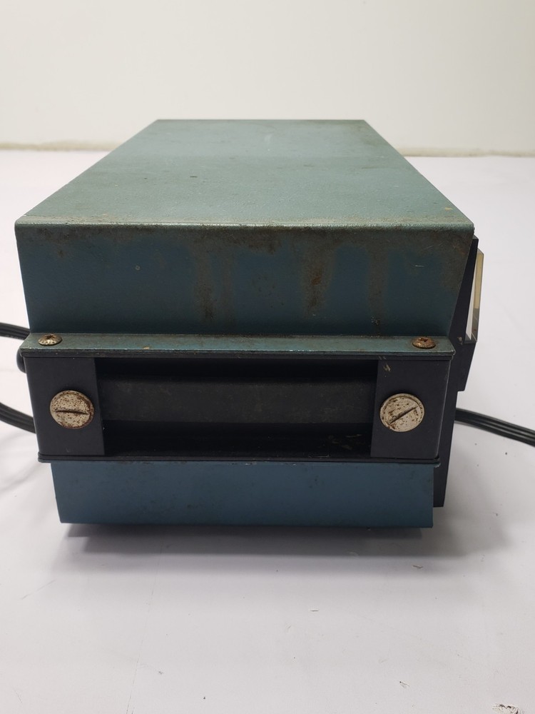 Heathkit Model IG-5218 Sine-Square Audio Generator 6 Watts Powers On Untested