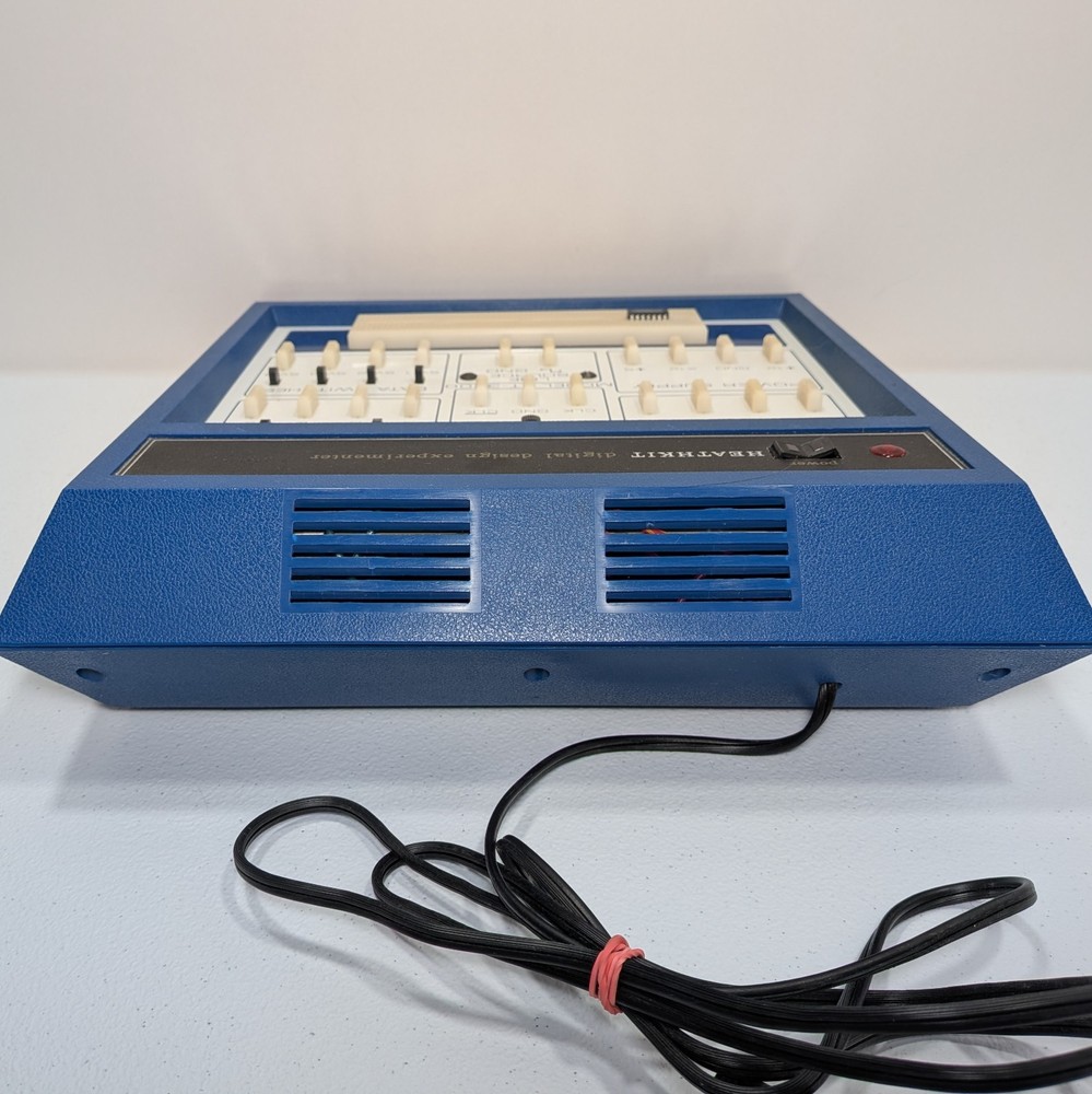 Vintage Heathkit Model ET-3200 Electronic Design Experimenter - Powers On