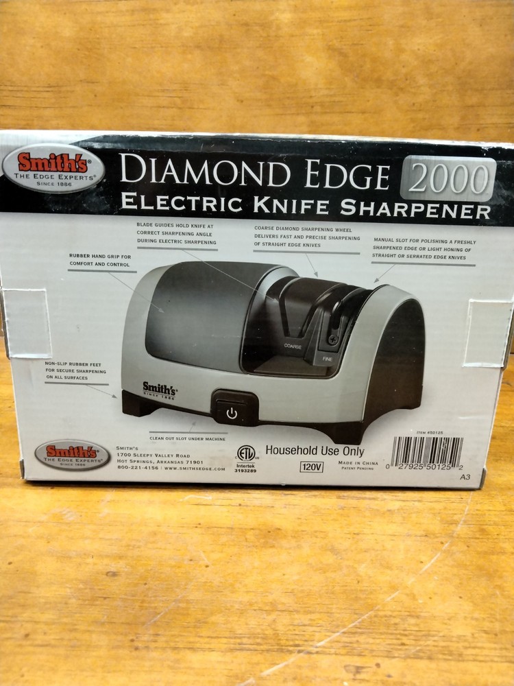Smith's Diamond Edge 2000 Electric Knife Sharpener.