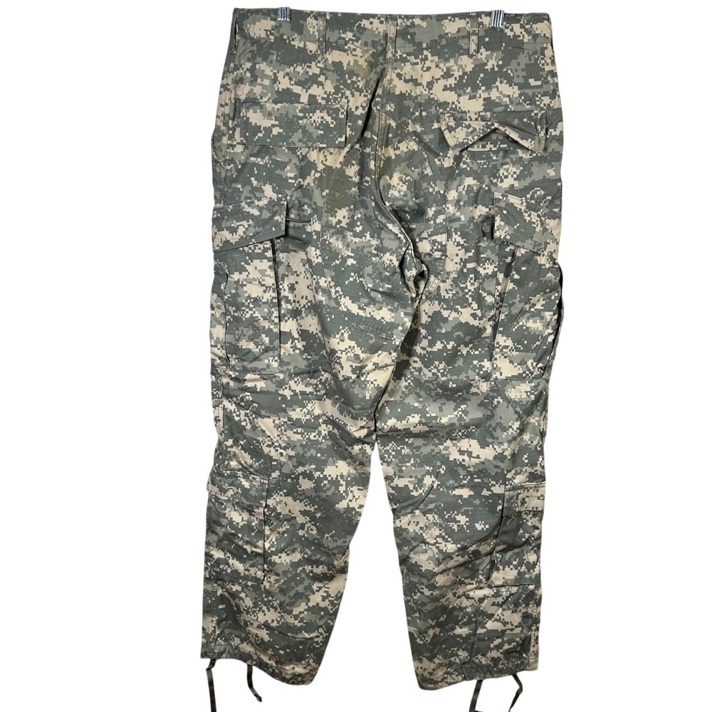 Army Combat Uniform ACU Digital Camo Cargo Pants Mens Medium Regular