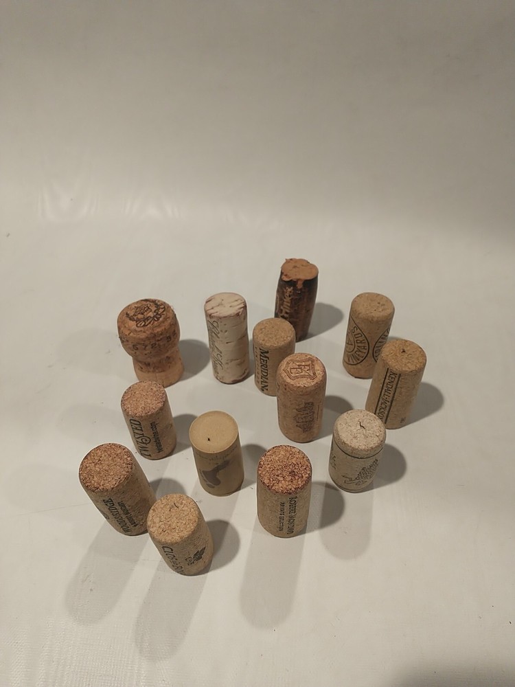 13 Random Assorted Solid Real NATURAL & Artificial Wine Corks Crafts & Project