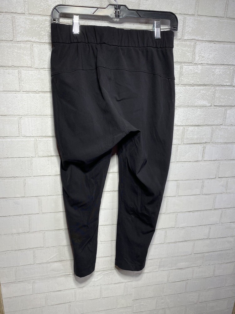 Lululemon Cropped Yoga 4 Drawstring Black Pants EUC
