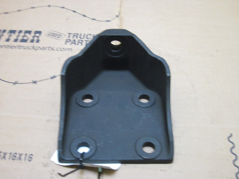 Cummins M11 Engine Mount 1664760C5 (548-10434)