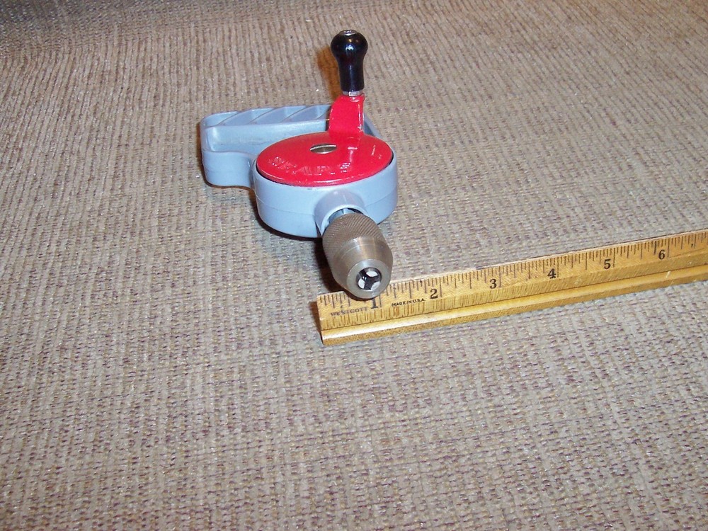 Sears Hand Crank Drill & 21 Piece TG Bit Set Workshop Woodworking Tools