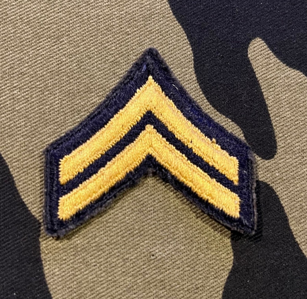 1948 US ARMY CORPORAL NON-COMBAT CHEVRON