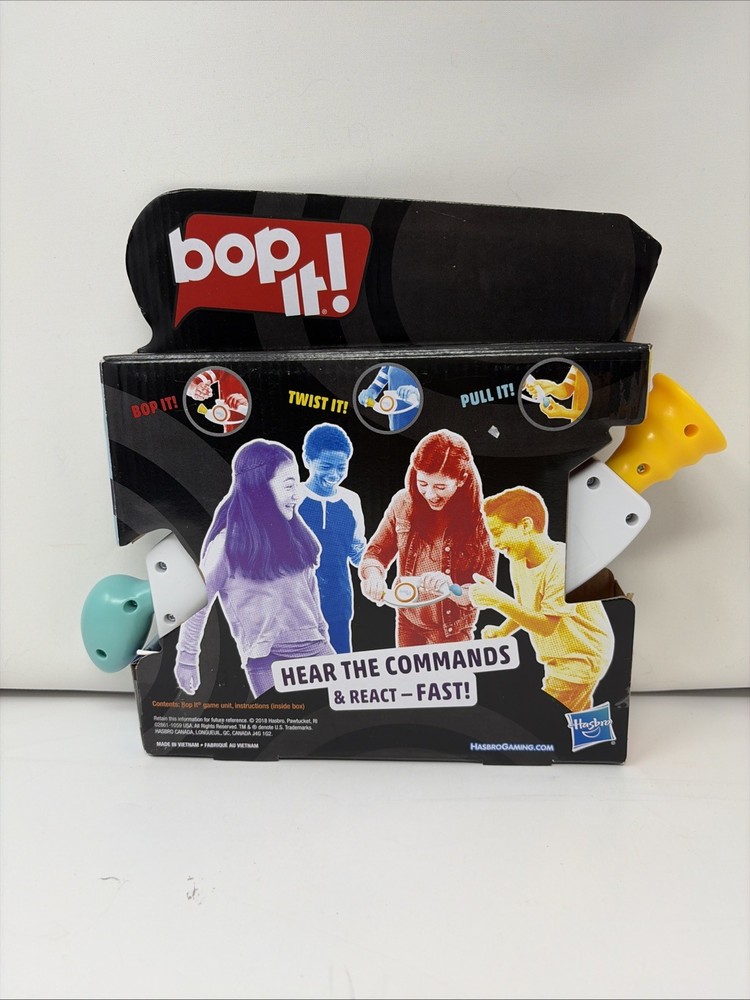 2018 Hasbro | Bop It | Electronic Game Classic Game Bop It Twist It Pull It