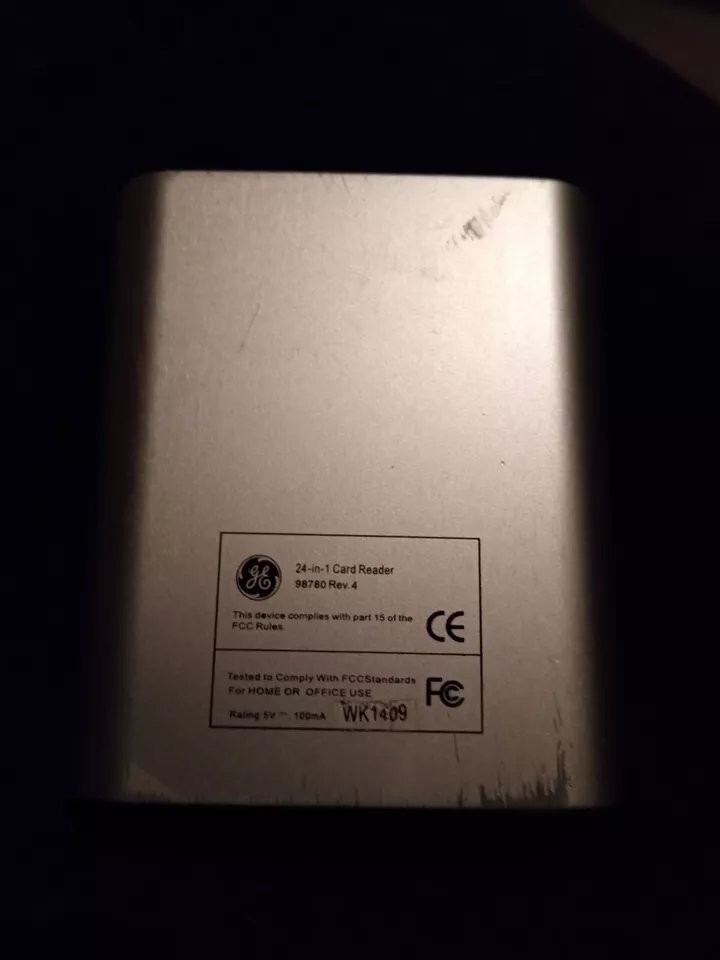 General Electric 24-In-1 Memory Card Reader w/USB Cord