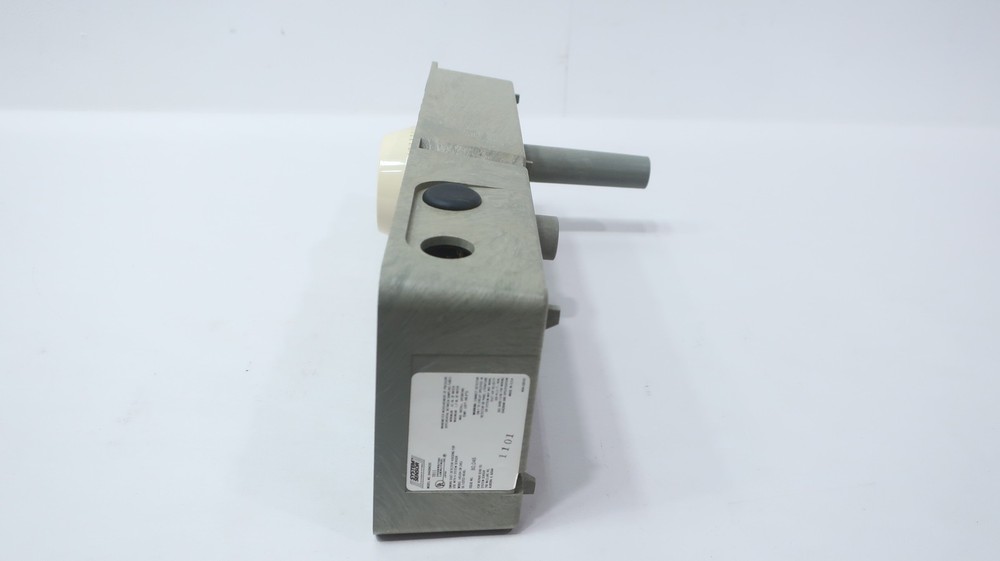 System Sensor DH400ACDC Smoke Duct Detector