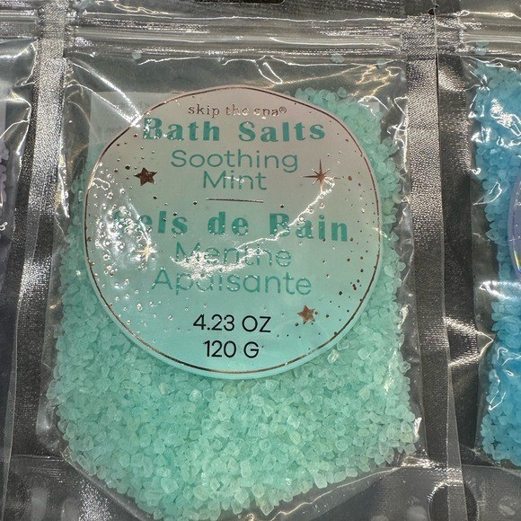 NEW 3 pack bath salts Lavender Mint Coconut 4.23 oz each