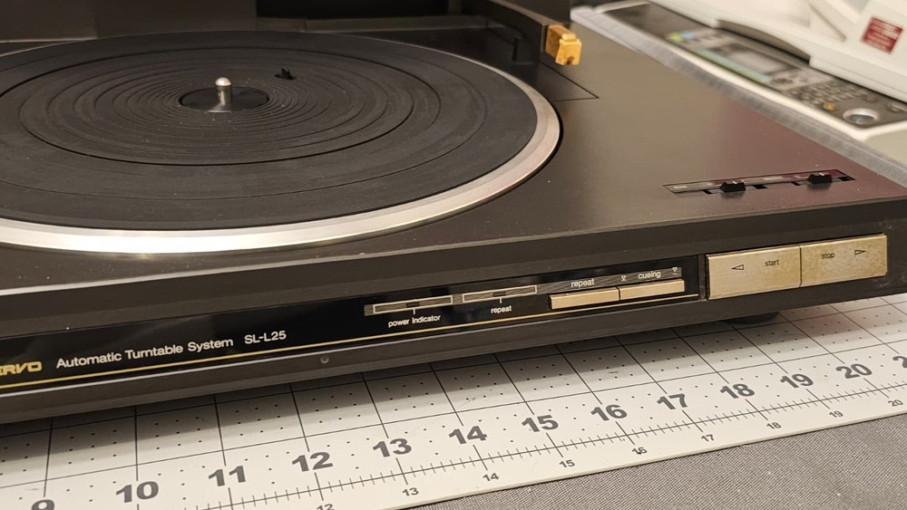 Technics SL-L25 Linear Drive Turntable tested and works READ