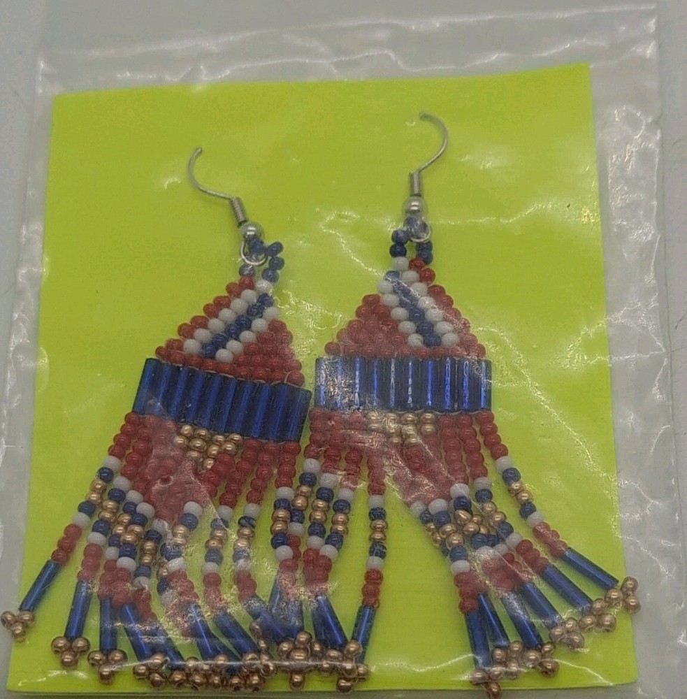 Native American Beaded Multicolor Dangle Earrings B35
